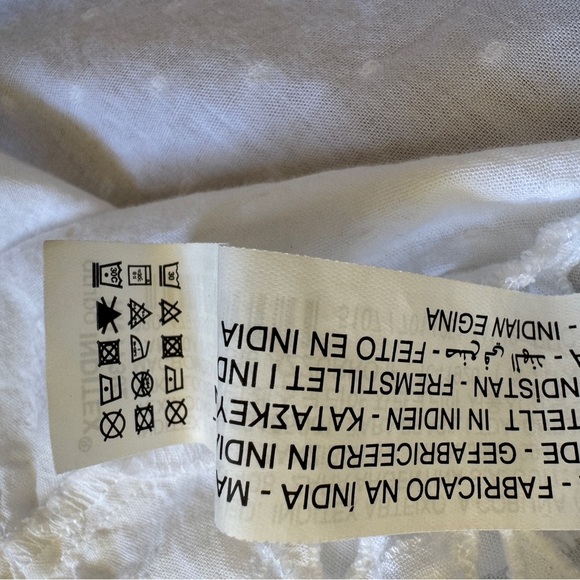 Zara Kids white Embroidered Swiss Dot Ruffled Blouse size 11-12 - Picture 6 of 8